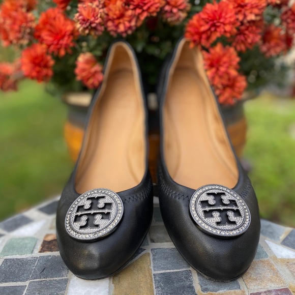 Tory Burch Shoes - EUC • Tory Burch Liana Ballet Flats